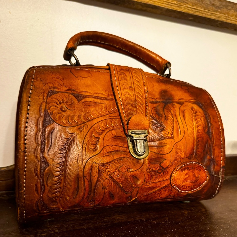 Vintage Mr Canoa Industria Argentina Hand Tooled Leather Sergios Collection